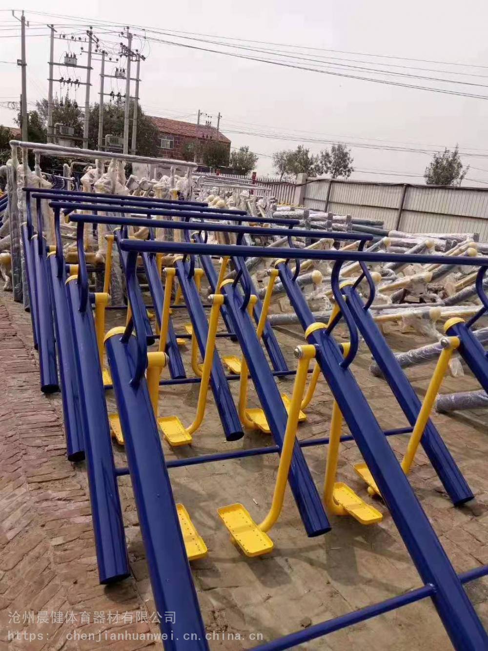 户外健身器材，健身路径，太空漫步机厂家(图1)
